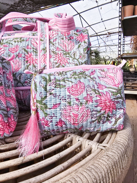 Floral Pink - תיק רחצה קטן