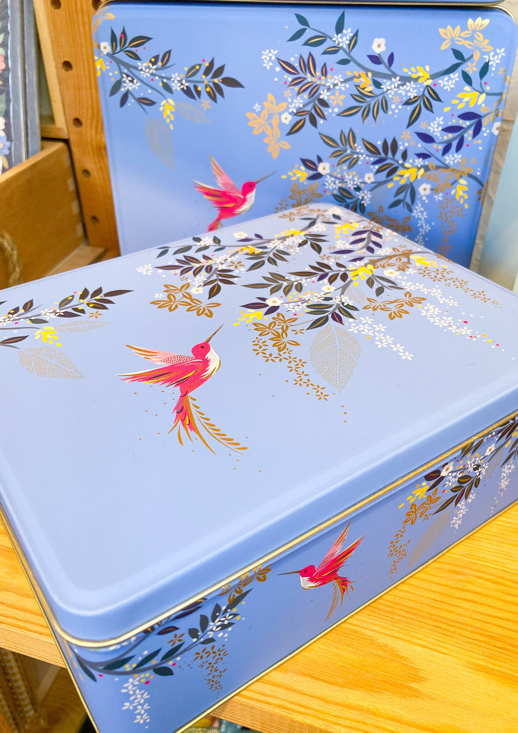 Eden bird box - קופסת פח מלבנית⁩⁩